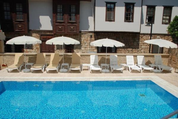 Palm Beach Cleopatra House, Beautiful Private Apartment Just 300 Meters To Cleopatra Beach 14 With Umbrellas, Bikes And Many Extras Included! Alanya Bagian luar foto